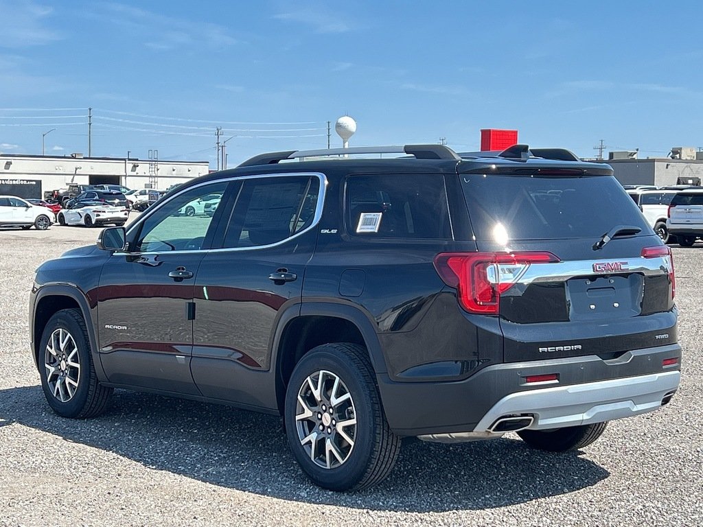 2023 GMC Acadia in Barrie, Ontario - 3 - w1024h768px