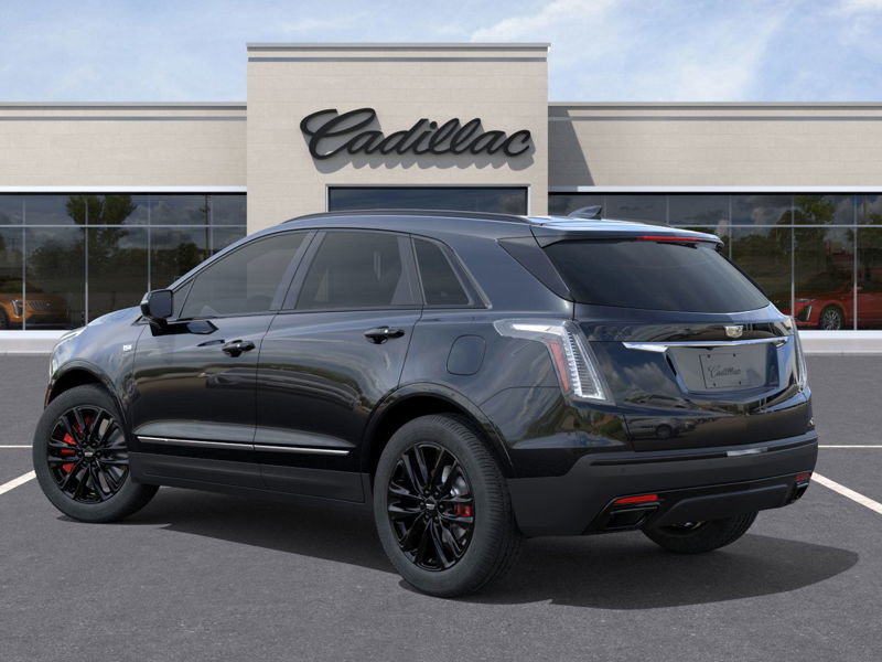 2025 Cadillac XT5 Sport in Chicoutimi, Quebec - 3 - w1024h768px