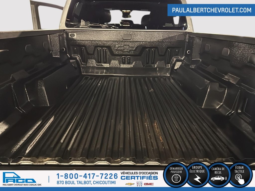 2023 Chevrolet COLORADO 4WD CREW CAB WT in Chicoutimi, Quebec - 16 - w1024h768px