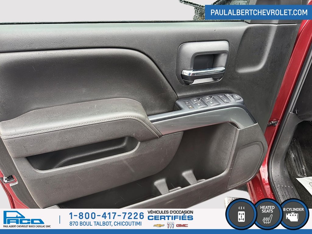 2017 Chevrolet SILVERADO 1500 4WD CREW CAB 153.0 in Chicoutimi, Quebec - 11 - w1024h768px