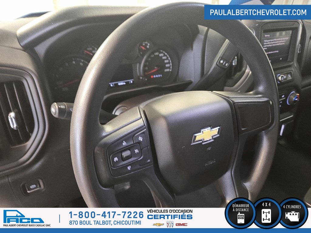 2022 Chevrolet Silverado 1500 4WD CREW CAB 147 CUSTOM in Chicoutimi, Quebec - 13 - w1024h768px