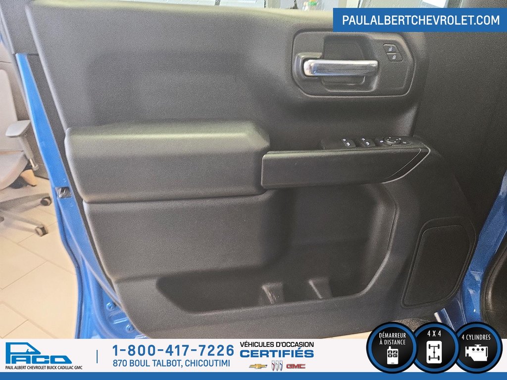 2022 Chevrolet Silverado 1500 4WD CREW CAB 147 CUSTOM in Chicoutimi, Quebec - 9 - w1024h768px