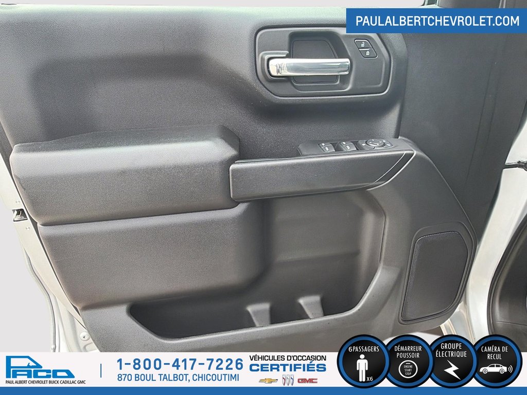 2022 Chevrolet Silverado 1500 4WD Crew Cab in Chicoutimi, Quebec - 11 - w1024h768px