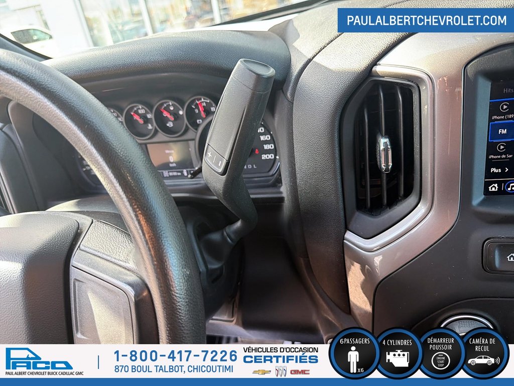 2022 Chevrolet SILVERADO 1500 4WD CREW CAB 147 CUSTOM in Chicoutimi, Quebec - 14 - w1024h768px