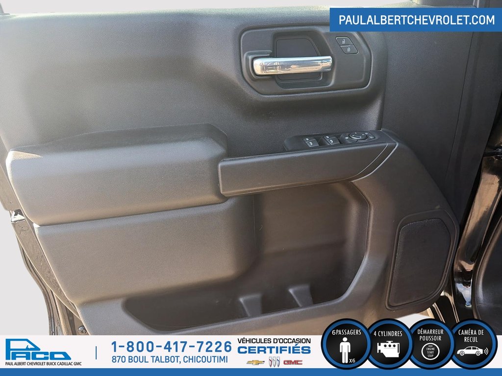 2022 Chevrolet SILVERADO 1500 4WD CREW CAB 147 CUSTOM in Chicoutimi, Quebec - 10 - w1024h768px
