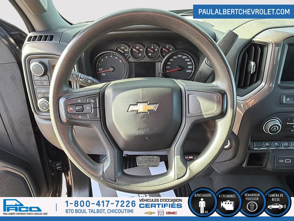 2022 Chevrolet SILVERADO 1500 4WD CREW CAB 147 CUSTOM in Chicoutimi, Quebec - 11 - w1024h768px