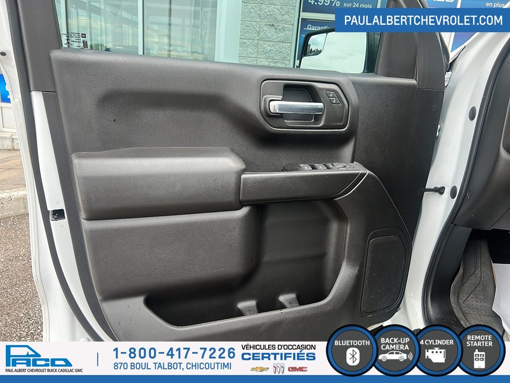 Chevrolet Silverado 1500 4WD CREW 147 2023 à Chicoutimi, Québec - 10 - w1024h768px