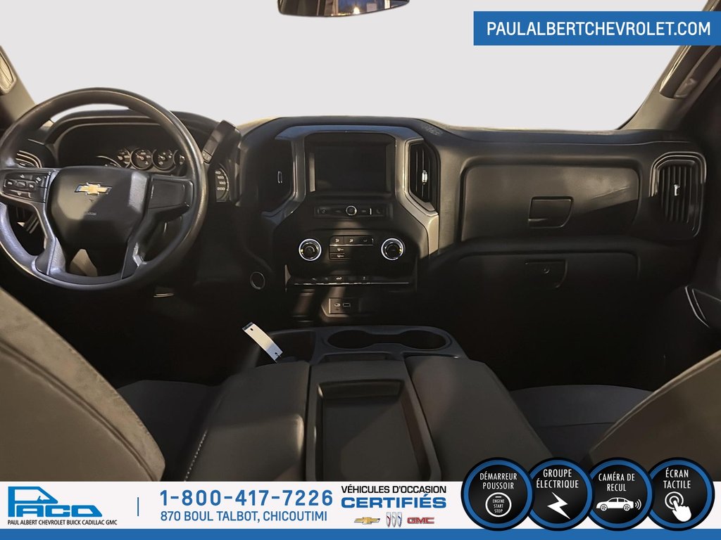 Chevrolet SILVERADO 1500 4WD CREW CAB 157 CU 2023 à Chicoutimi, Québec - 10 - w1024h768px