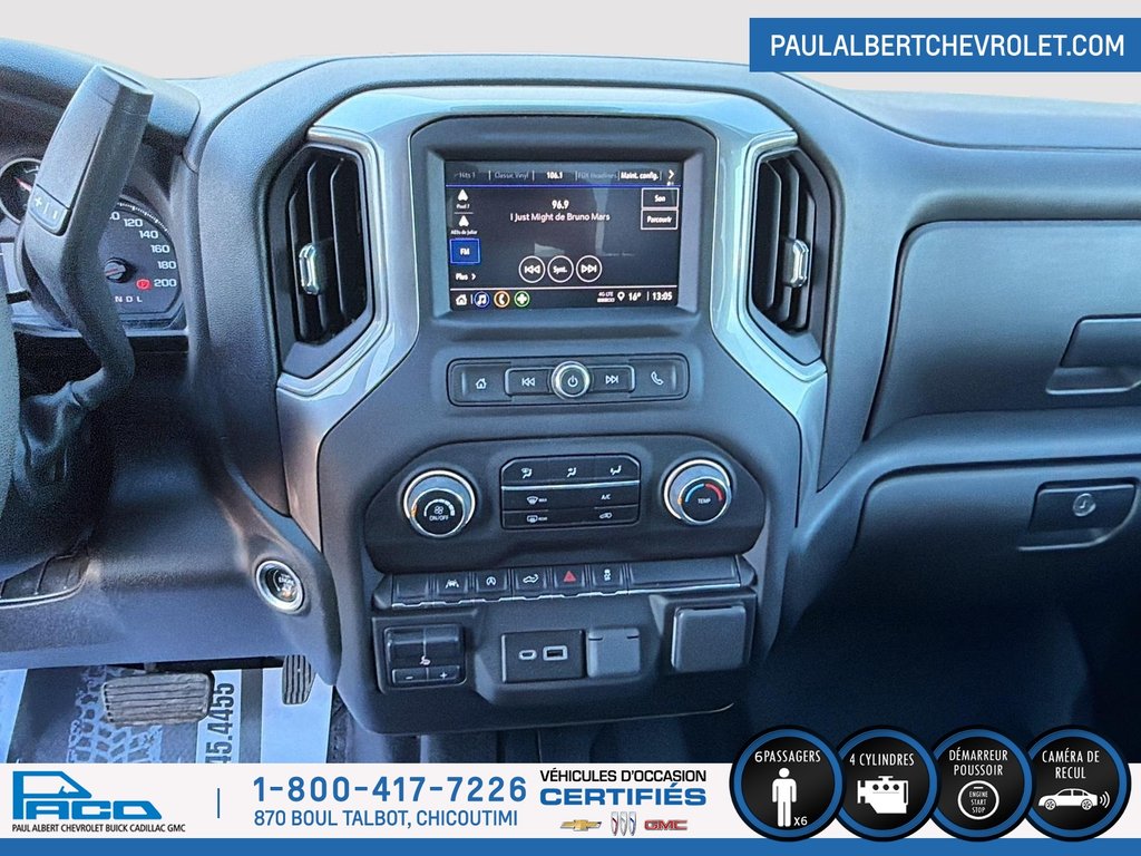 2023 Chevrolet SILVERADO 1500 4WD CREW CAB 147 CU in Chicoutimi, Quebec - 14 - w1024h768px