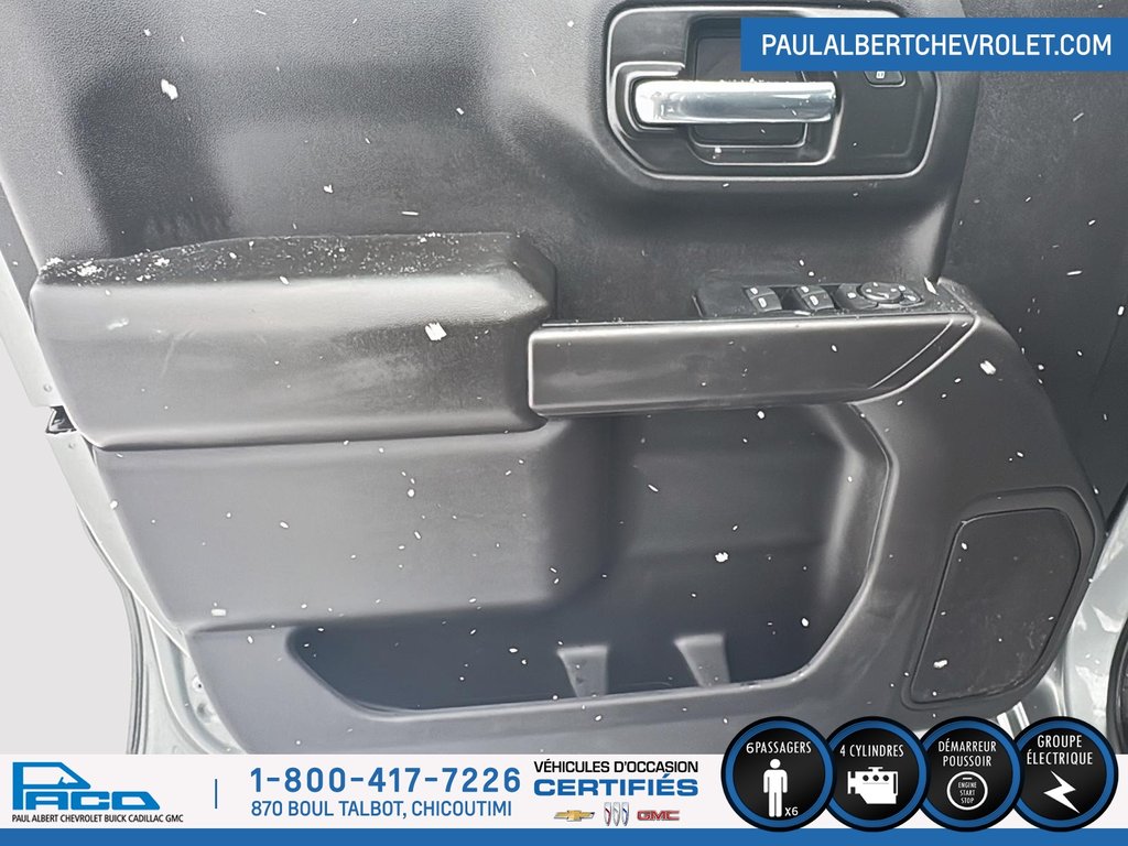 2024 Chevrolet Silverado 1500 4WD Crew Cab in Chicoutimi, Quebec - 9 - w1024h768px