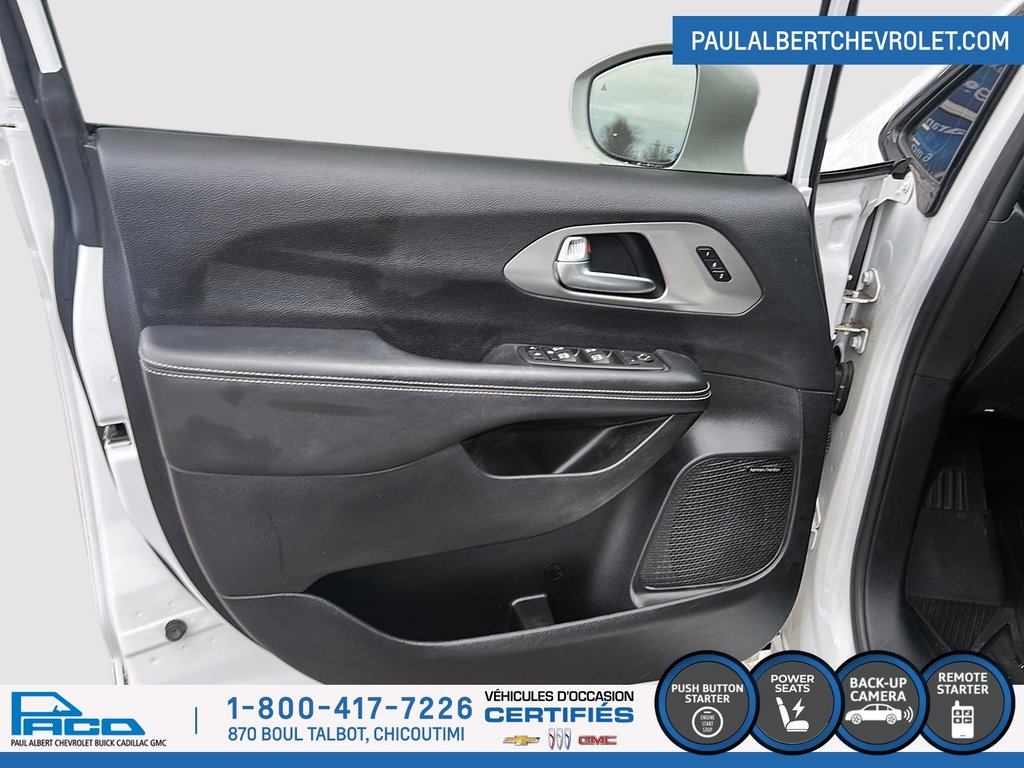 Chrysler PACIFICA LIMITÉE 2022 à Chicoutimi, Québec - 11 - w1024h768px