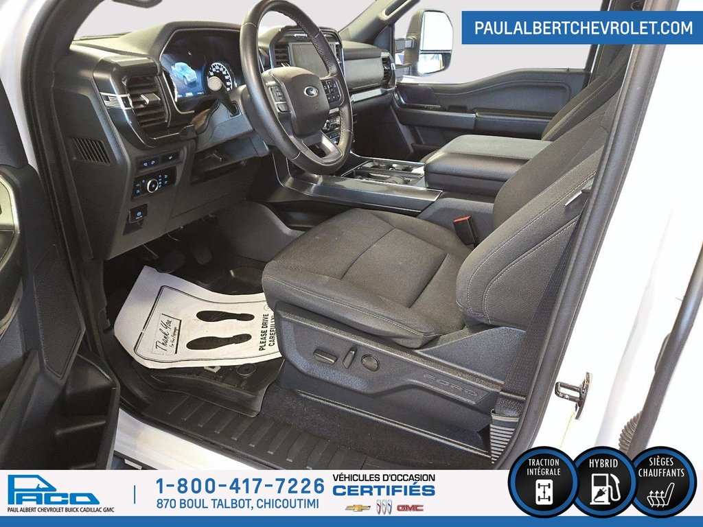 F-150 XLT 4WD SUPERCREW 5.5' BOX 2023 à Chicoutimi, Québec - 8 - w1024h768px