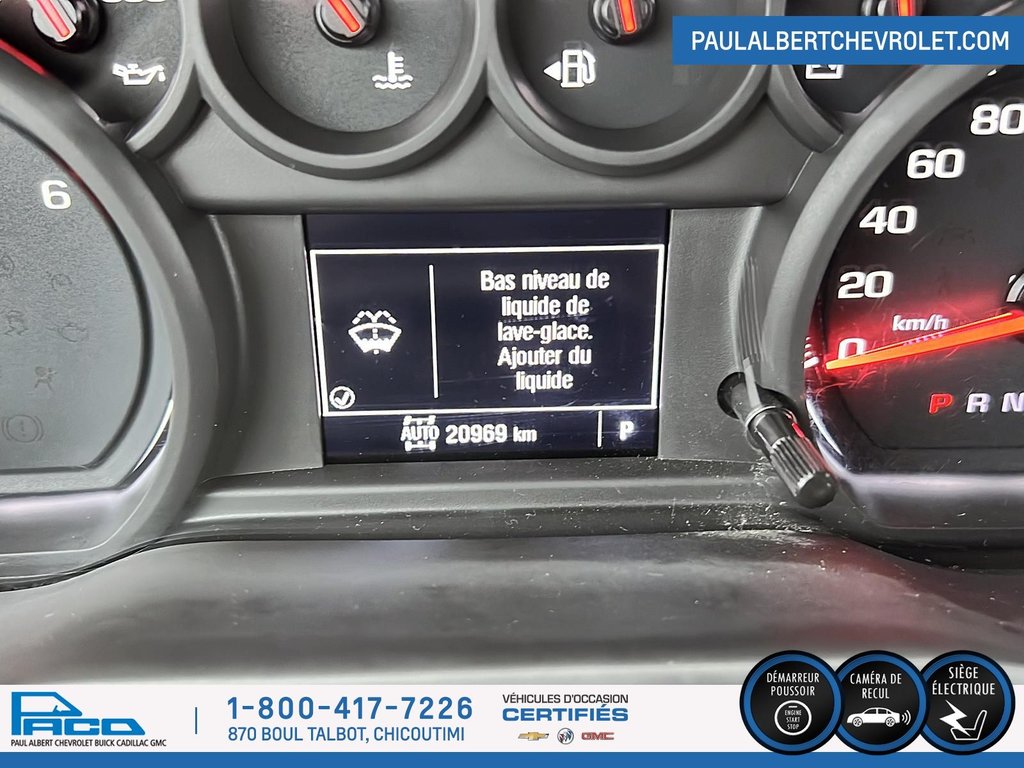 2022  Sierra 1500 4WD CREW CAB 147 PRO in Chicoutimi, Quebec - 12 - w1024h768px