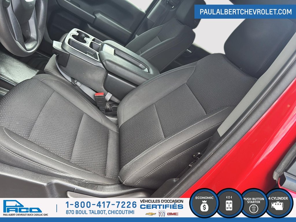 2023 GMC SIERRA 1500 4WD CREW CAB 147 PRO in Chicoutimi, Quebec - 8 - w1024h768px
