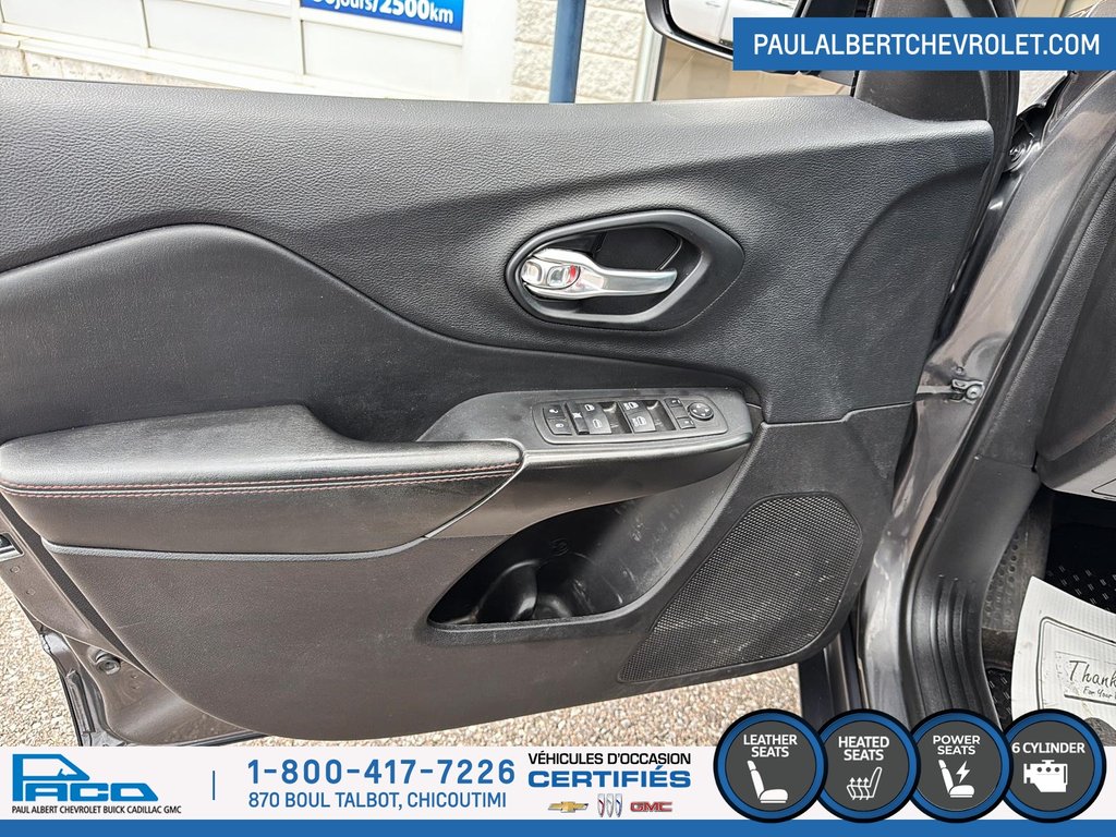 Jeep Cherokee TRAILHAWK 2022 à Chicoutimi, Québec - 11 - w1024h768px