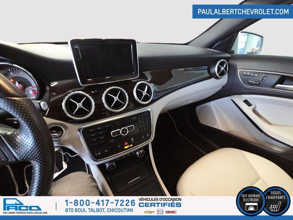 2015  GLA-Class 4DR GLA250 4MATIC in Chicoutimi, Quebec - 13 - w1024h768px