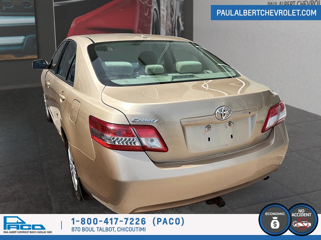 2011 Toyota Camry LE in Chicoutimi, Quebec - 4 - w1024h768px