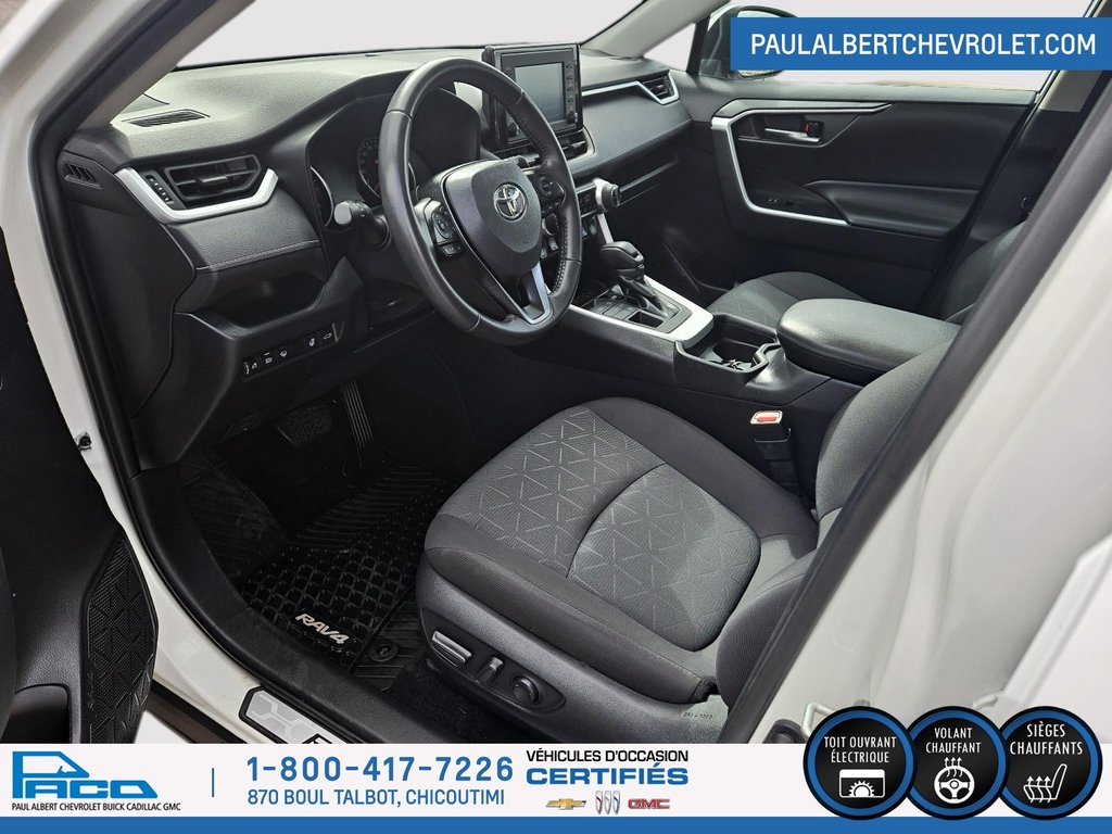 Toyota RAV4 XLE 2021 à Chicoutimi, Québec - 9 - w1024h768px