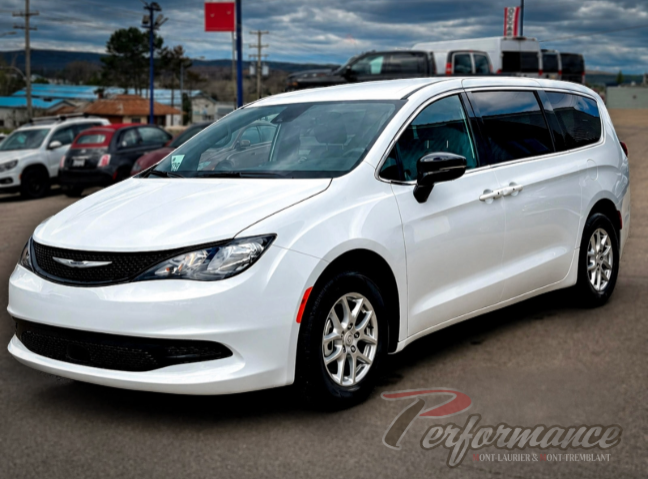 2026 Chrysler Grand Caravan SXT in Mont-Tremblant, Quebec - 1 - w1024h768px