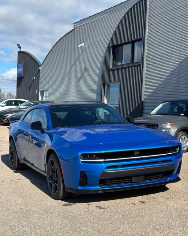 Dodge Charger 2-Doors SCAT PACK PLUS 2026 à Mont-Tremblant, Québec - 2 - w1024h768px