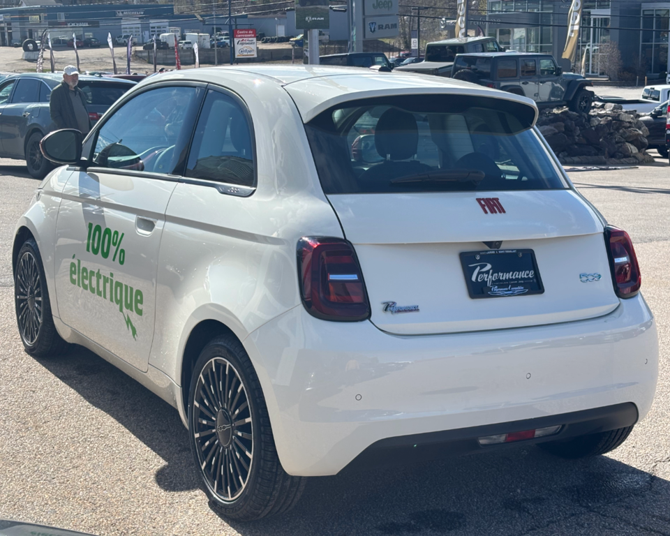 2024 Fiat 500e (RED) Edition in Mont-Tremblant, Quebec - 7 - w1024h768px