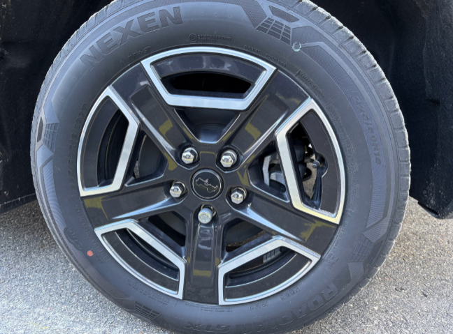 2026 Jeep Cherokee LAREDO in Mont-Tremblant, Quebec - 10 - w1024h768px
