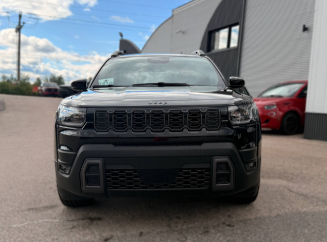 2026 Jeep Cherokee 85TH ANNIVERSARY in Mont-Tremblant, Quebec - 2 - w1024h768px