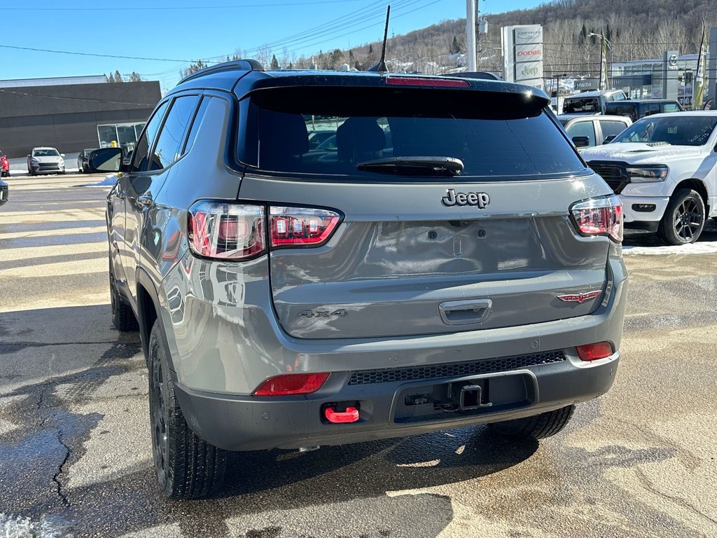 2024  Compass TRAILHAWK in Mont-Tremblant, Quebec - 10 - w1024h768px
