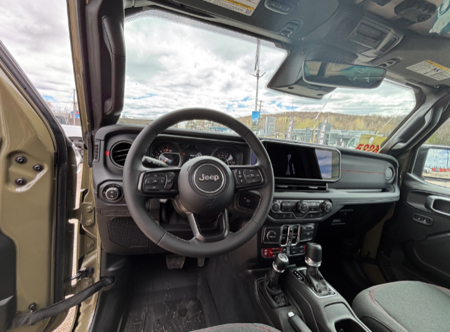 2026 Jeep Gladiator RUBICON in Mont-Tremblant, Quebec - 4 - w1024h768px