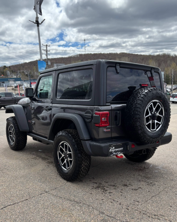 2026 Jeep Wrangler RUBICON in Mont-Tremblant, Quebec - 2 - w1024h768px