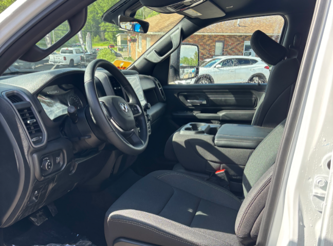 Ram 1500 WARLOCK 2026 à Mont-Tremblant, Québec - 4 - w1024h768px