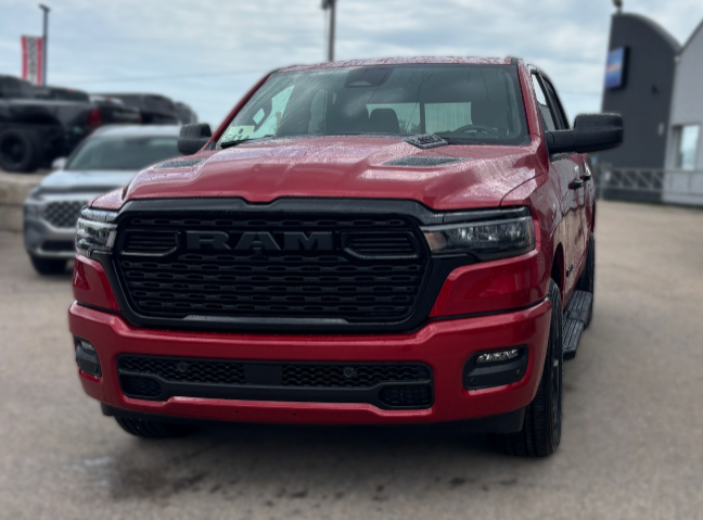2026 Ram 1500 EXPRESS in Mont-Tremblant, Quebec - 2 - w1024h768px