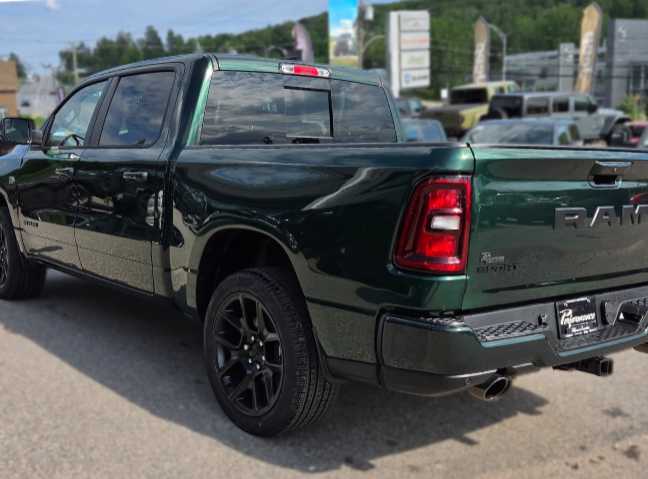 2026 Ram 1500 SPORT in Mont-Tremblant, Quebec - 4 - w1024h768px