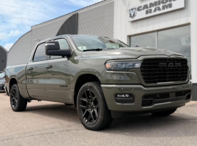 2026 Ram 1500 SPORT in Mont-Tremblant, Quebec - 3 - w1024h768px