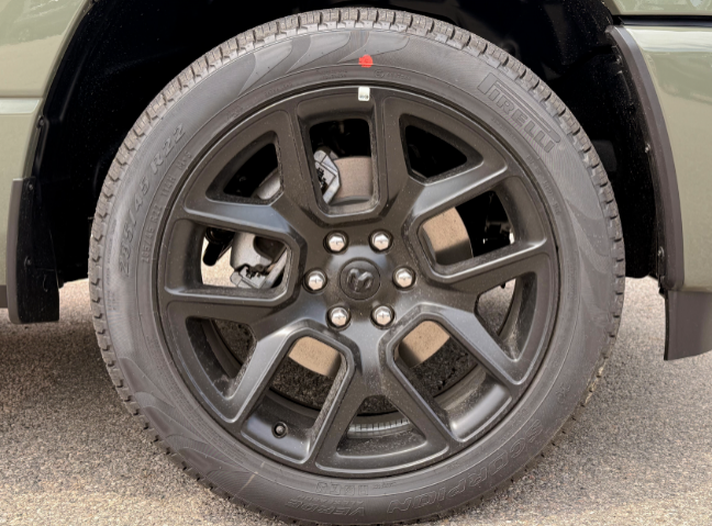 2026 Ram 1500 SPORT in Mont-Tremblant, Quebec - 8 - w1024h768px
