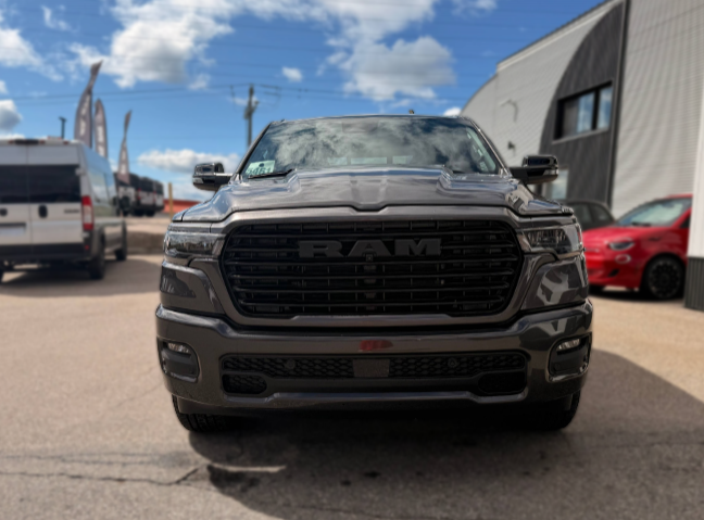 2026 Ram 1500 SPORT in Mont-Tremblant, Quebec - 2 - w1024h768px