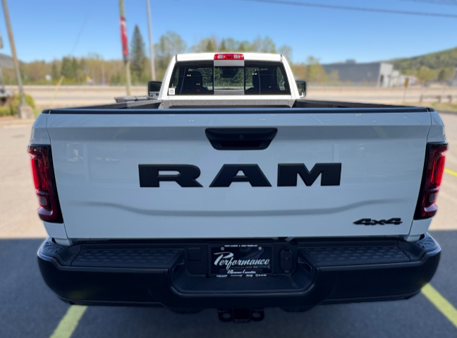 2026 Ram 2500 TRADESMAN in Mont-Tremblant, Quebec - 5 - w1024h768px