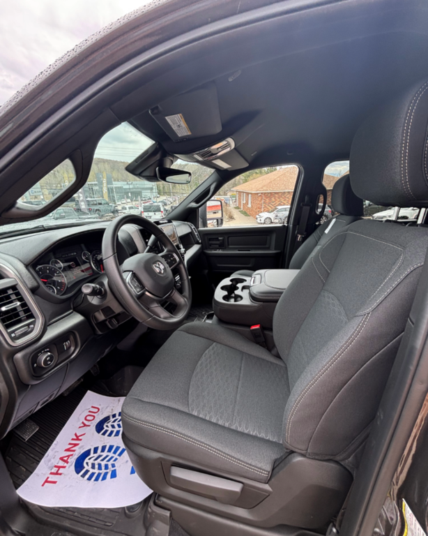2026 Ram 2500 BLACK EXPRESS in Mont-Tremblant, Quebec - 4 - w1024h768px
