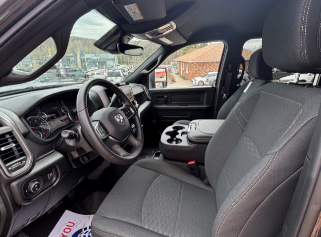 2026 Ram 2500 BLACK EXPRESS in Mont-Tremblant, Quebec - 4 - w1024h768px