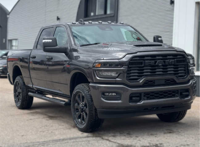 2026 Ram 2500 BLACK EXPRESS in Mont-Tremblant, Quebec - 2 - w1024h768px