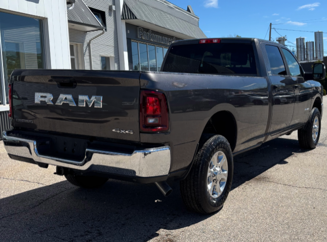 Ram 2500 BIG HORN 2026 à Mont-Tremblant, Québec - 2 - w1024h768px