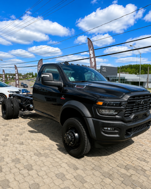 2025 Ram 5500 TRADESMAN in Mont-Tremblant, Quebec - 2 - w1024h768px