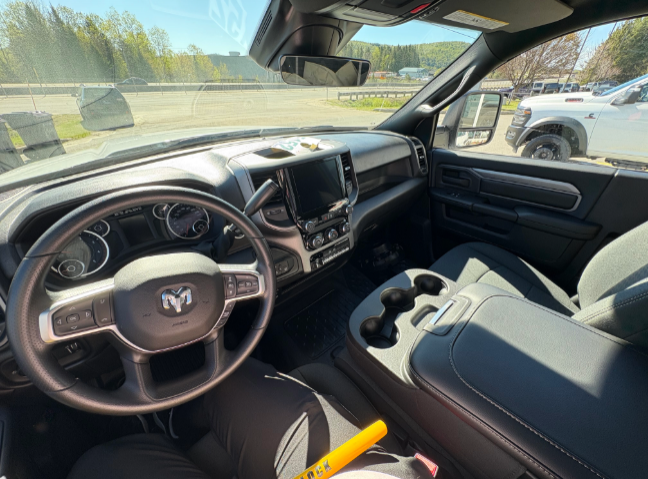 Ram 5500 TRADESMAN 2025 à Mont-Tremblant, Québec - 8 - w1024h768px
