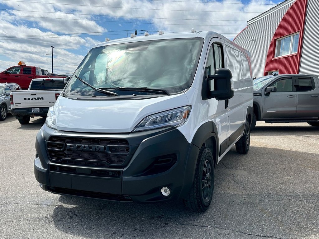 2024 Ram PROMASTER CARGO VAN 1500 SLT+ in Mont-Tremblant, Quebec - 15 - w1024h768px
