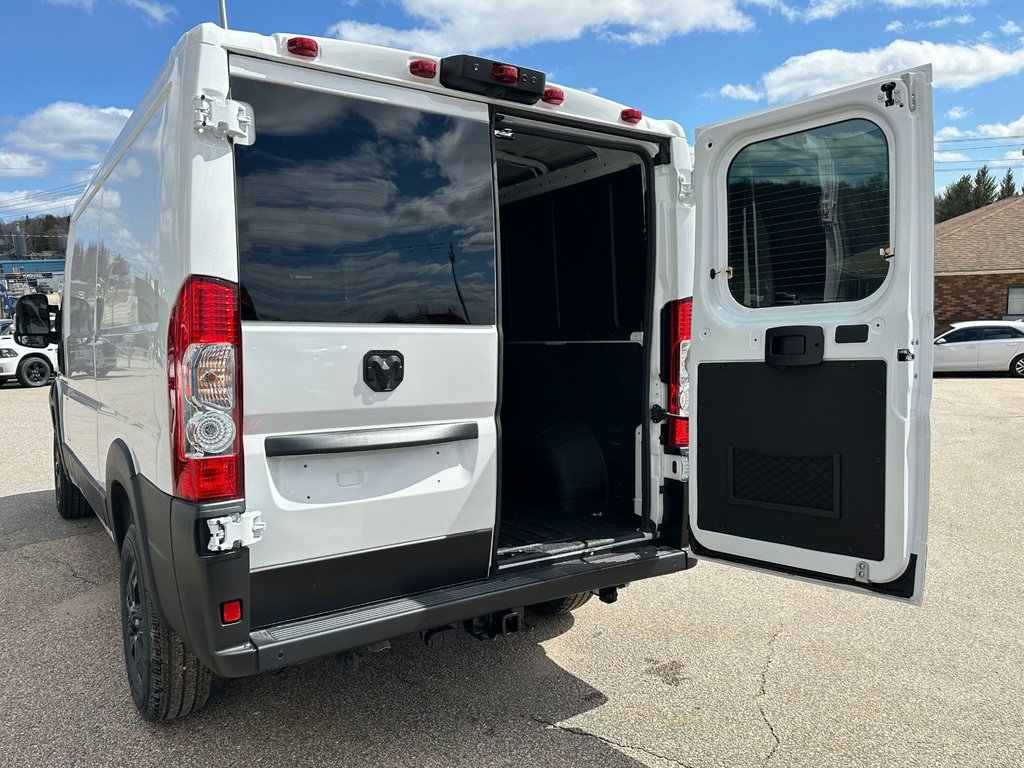 2024 Ram PROMASTER CARGO VAN 1500 SLT+ in Mont-Tremblant, Quebec - 22 - w1024h768px