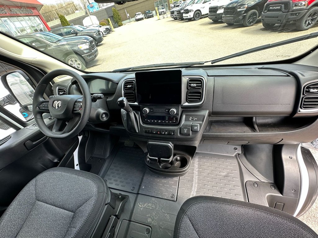 2024 Ram PROMASTER CARGO VAN 1500 SLT+ in Mont-Tremblant, Quebec - 7 - w1024h768px