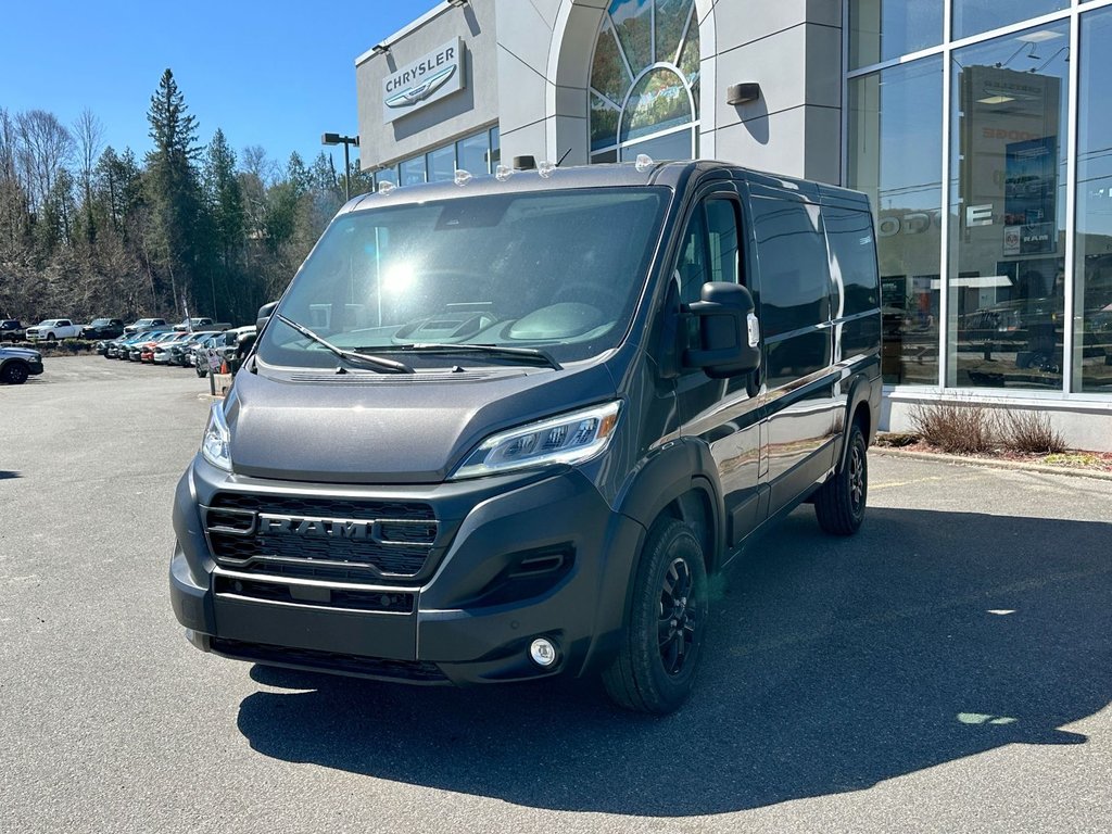 2024 Ram PROMASTER CARGO VAN 1500 SLT+ in Mont-Tremblant, Quebec - 12 - w1024h768px