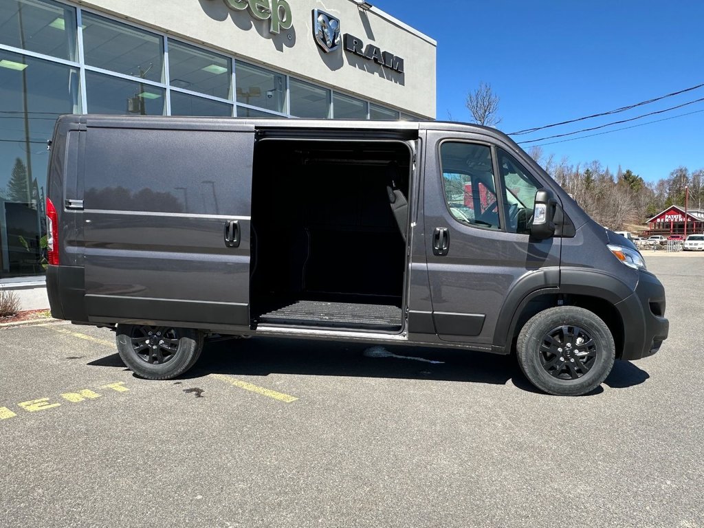 2024 Ram PROMASTER CARGO VAN 1500 SLT+ in Mont-Tremblant, Quebec - 28 - w1024h768px