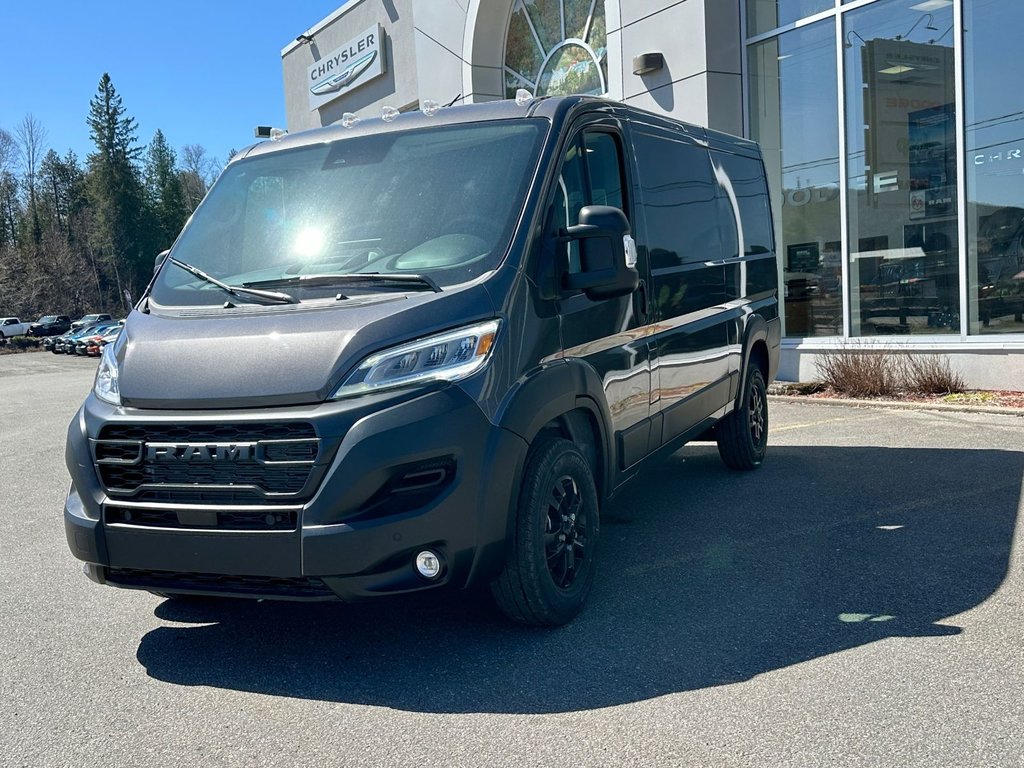 2024 Ram PROMASTER CARGO VAN 1500 SLT+ in Mont-Tremblant, Quebec - 10 - w1024h768px