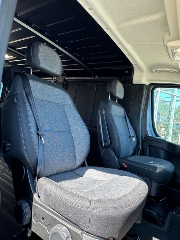 2024 Ram PROMASTER CARGO VAN 1500 SLT+ in Mont-Tremblant, Quebec - 26 - w1024h768px